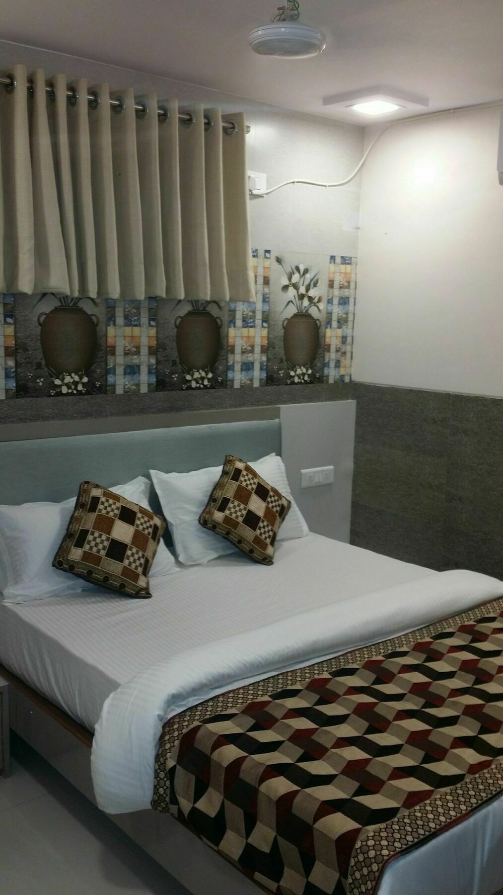 Pensión Kf Residency Bombay